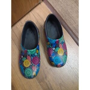 Crocs Women's Neria Pro II Paisley Slip Resistant Dual Comfort Work Clogs Size 9